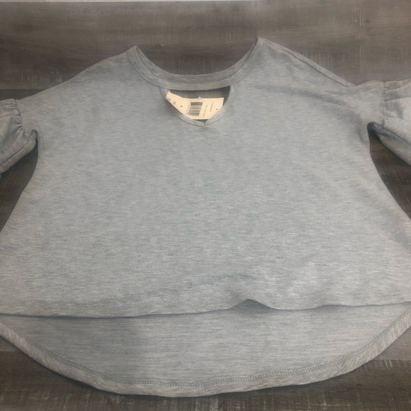 Eyeshadow Heather Grey VNeck 3/4 Bell Sleeve Size M NWT - Picture 5 of 9